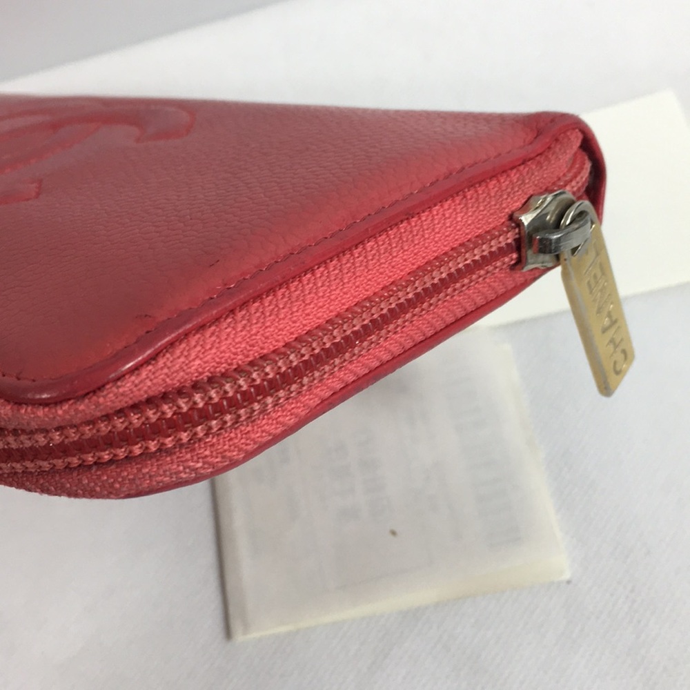 ๐ CAVIAR ๐ zippy chanel wallet - Picture 13 of 16